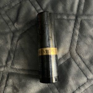 Revlon Super Lustrous Lipstick “Love is on”